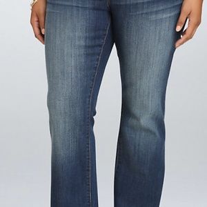 NWT Torrid boot cut jeans distressed vintage